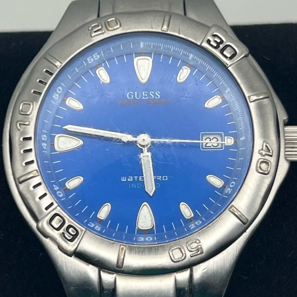 Vintage Guess Unisex Waterpro Indiglo Silver and Blue Watch Working